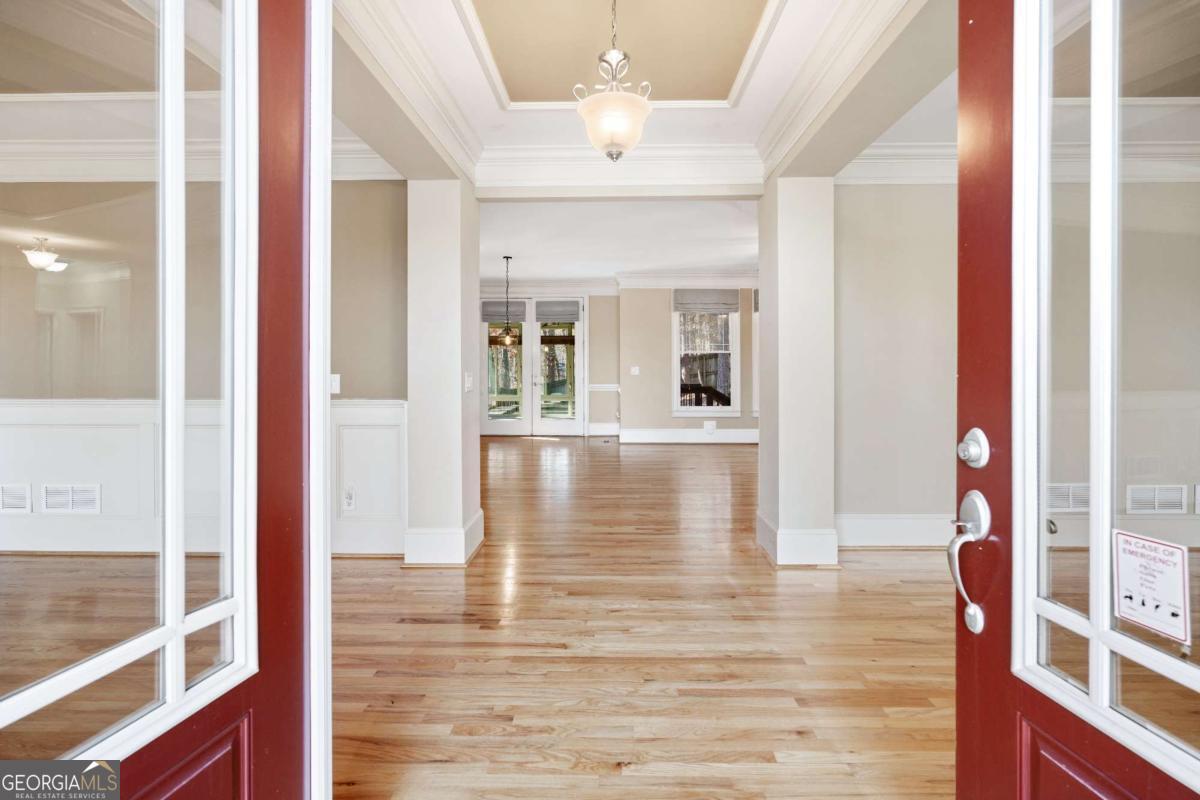 118 Lakeview CIR
