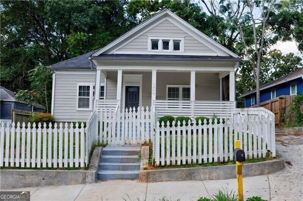 Photo of 1449 Beatie Avenue SW, Atlanta, GA 30310 (MLS # 10701928)