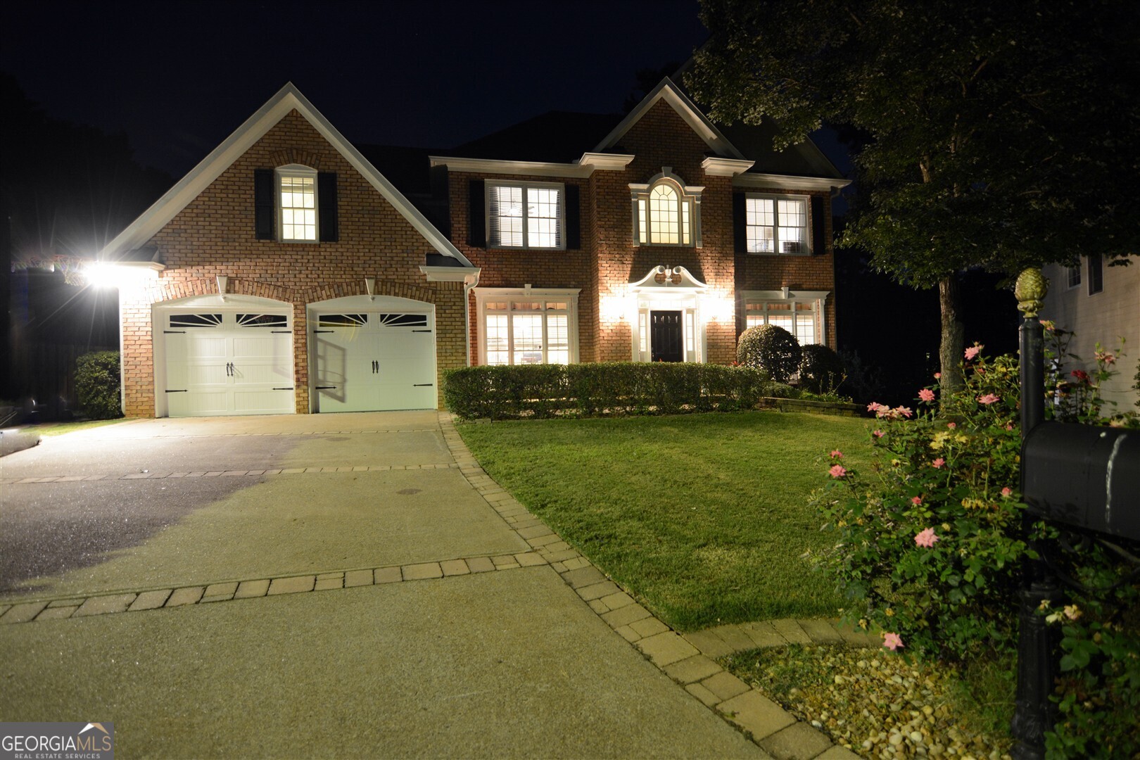 1732 Paramore PL NE