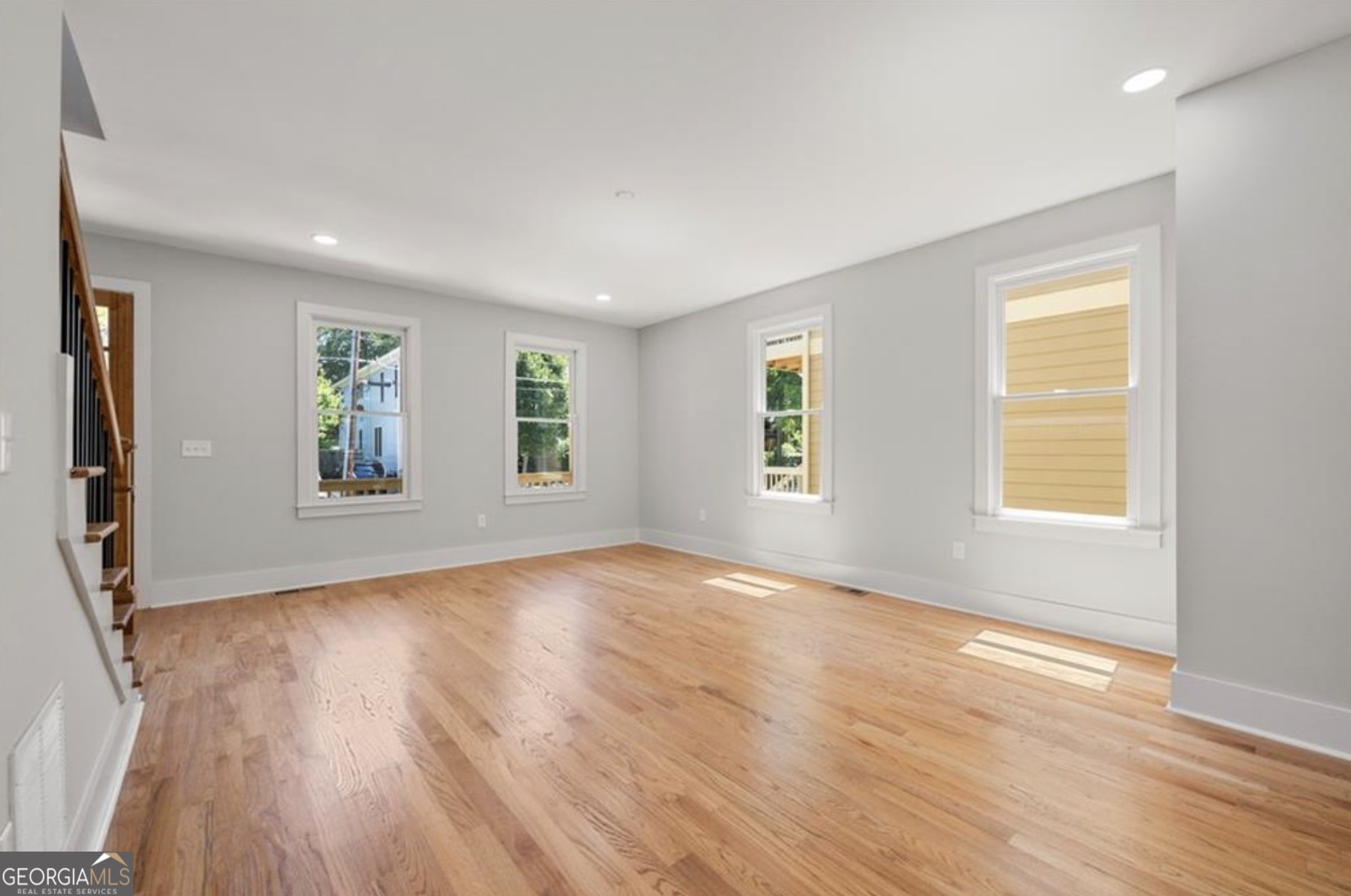 110 Hogue ST