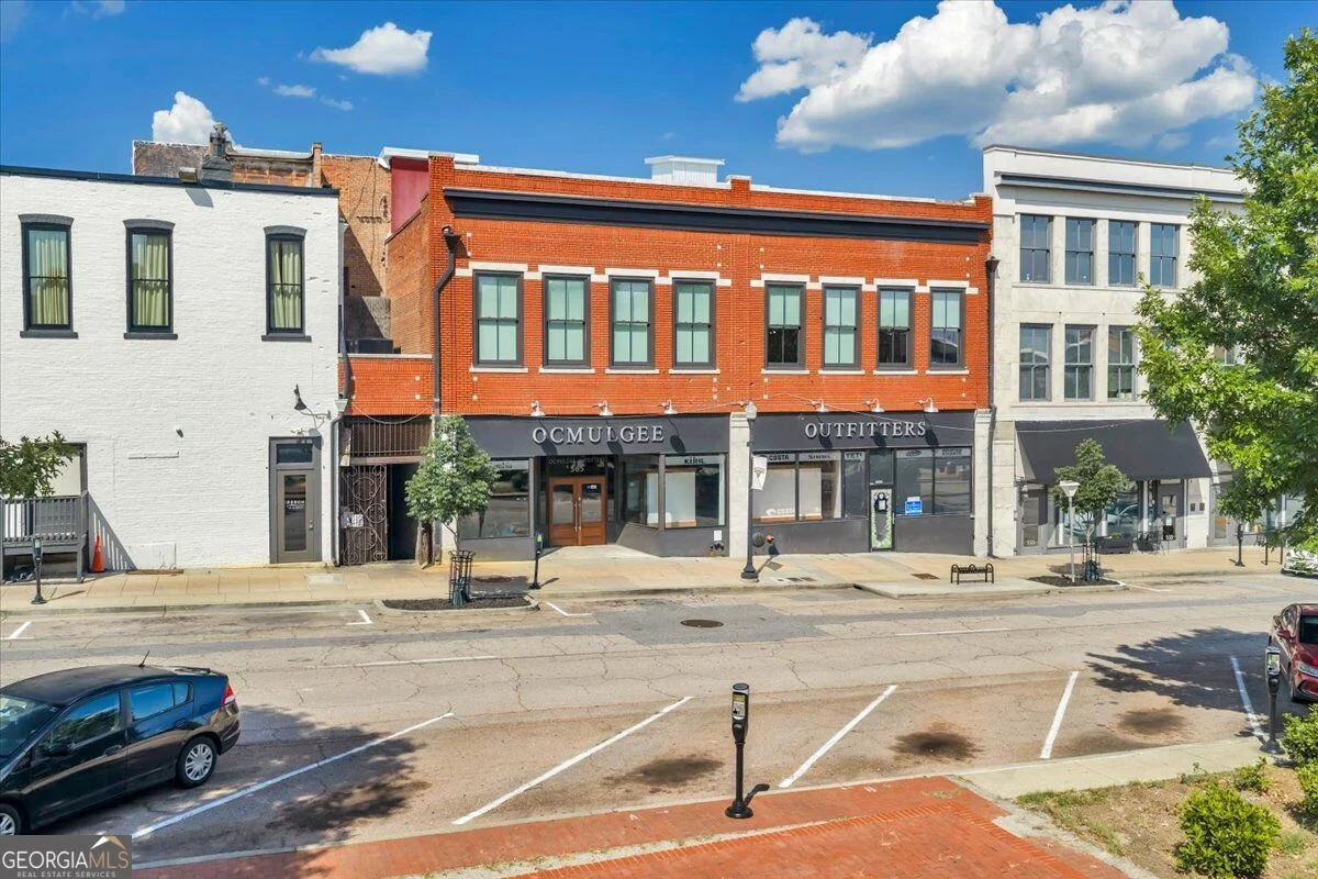 565 Poplar Street