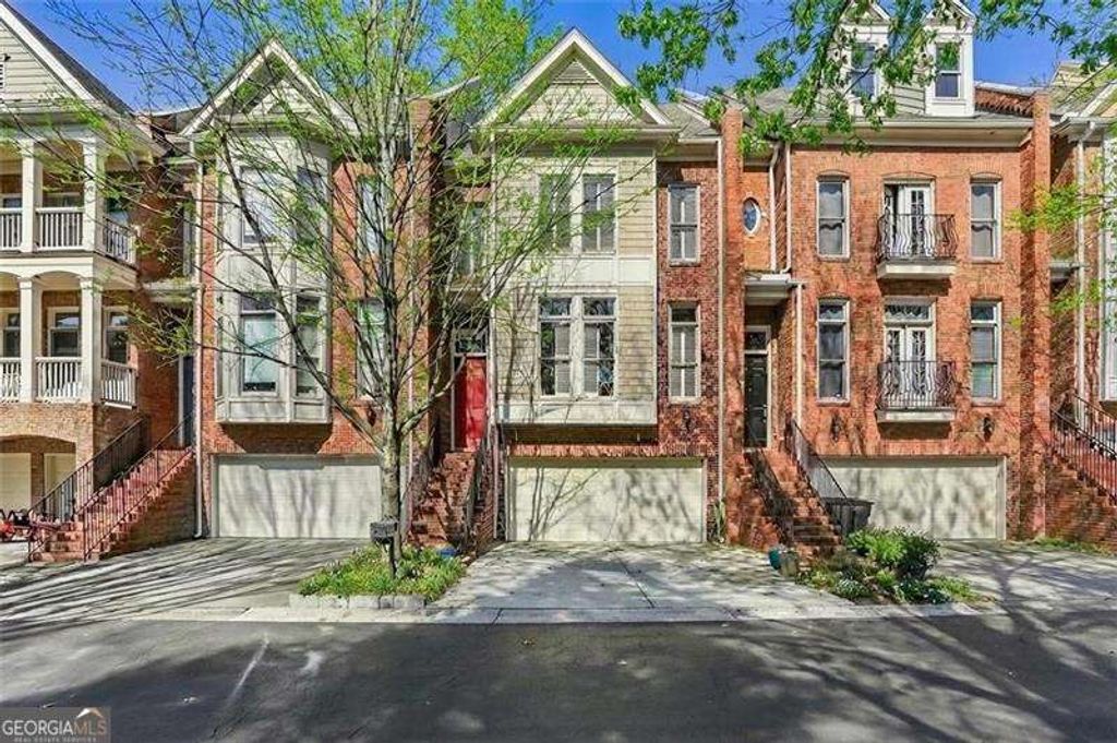 Photo of 1454 Wembley Ct NE, Atlanta, GA 30329 (MLS # 10733734)