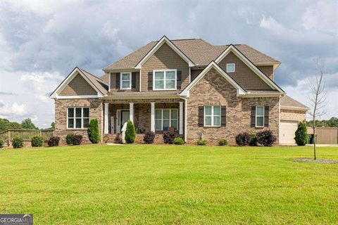 2112 Meadowood CV Monroe GA 30655