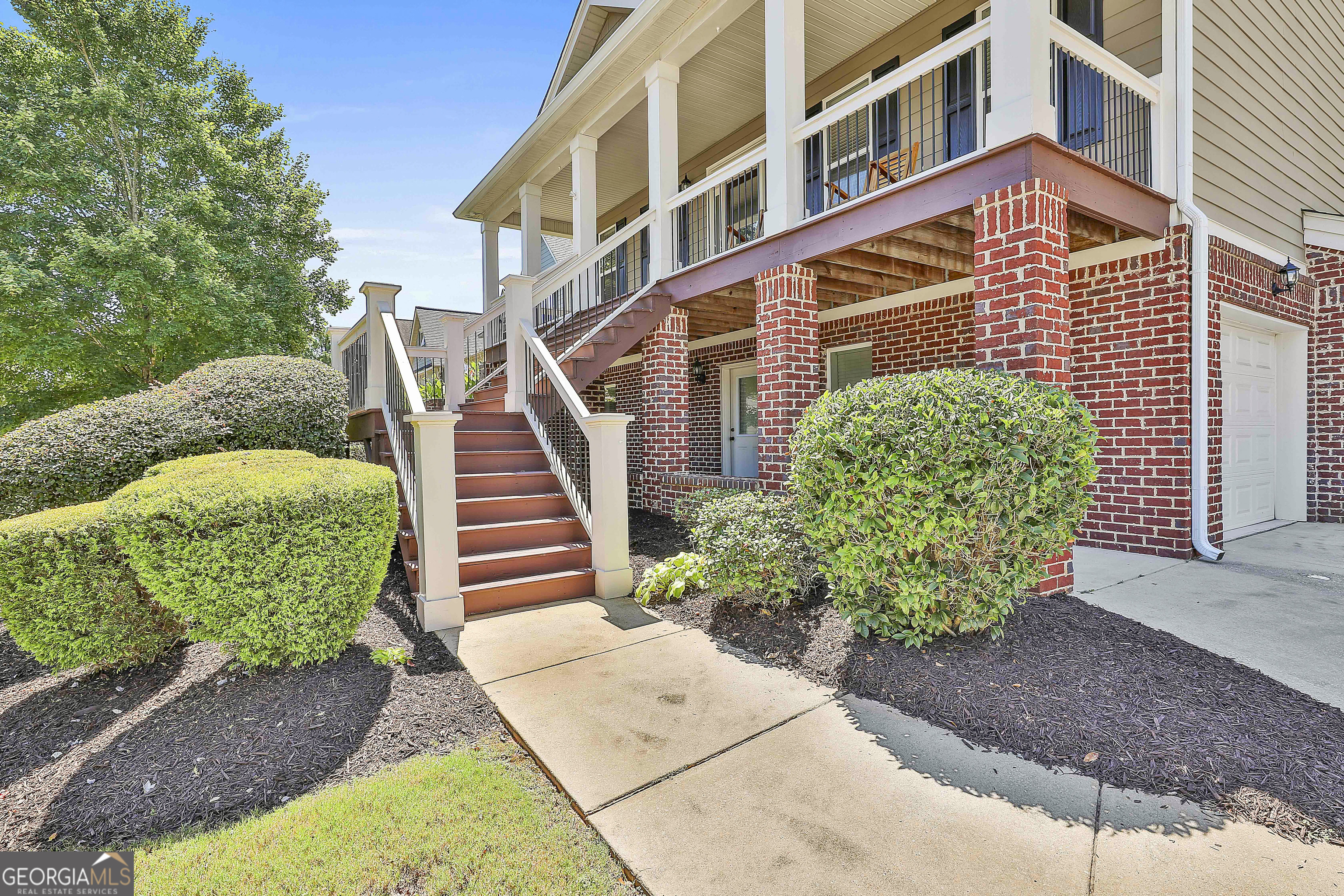 219 Highwoods PKWY