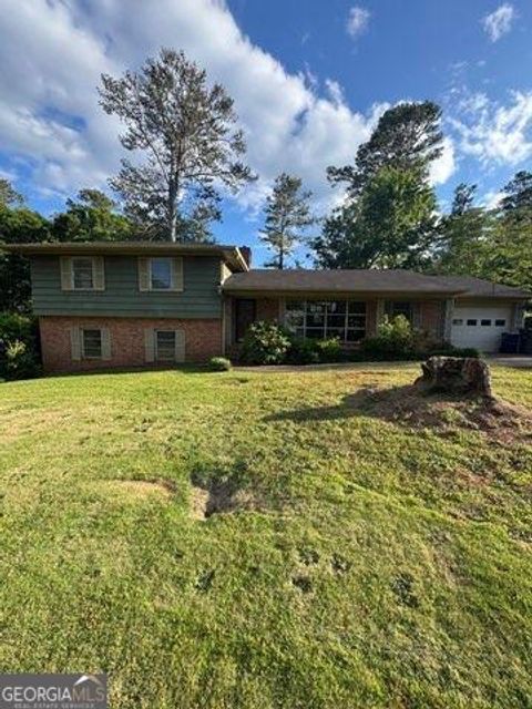 202 Hillandale DR Griffin GA 30224