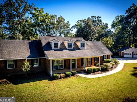 A home in Newnan