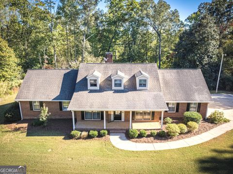 A home in Newnan