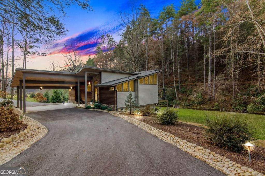 Photo of 77 Watersong Trail, Ellijay, GA 30540 (MLS # 10699731)