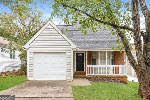 Photo of 638 Sandys Lane SE, Atlanta, GA 30354 (MLS # 10634474) Photo of 638 Sandys Lane SE, Atlanta, GA 30354 (MLS # 10634474)