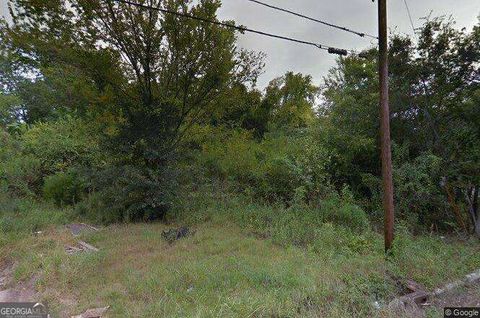 136 28th AVE Columbus GA 31903