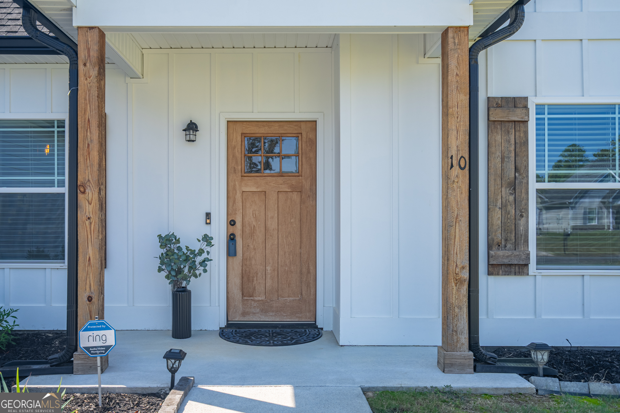 10 Oak View DR NE