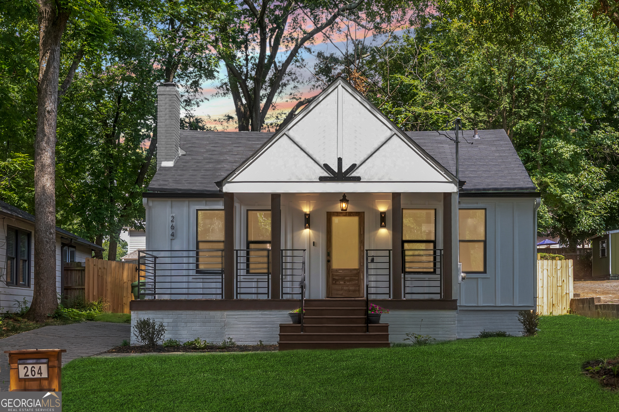 264 Haas AVE SE