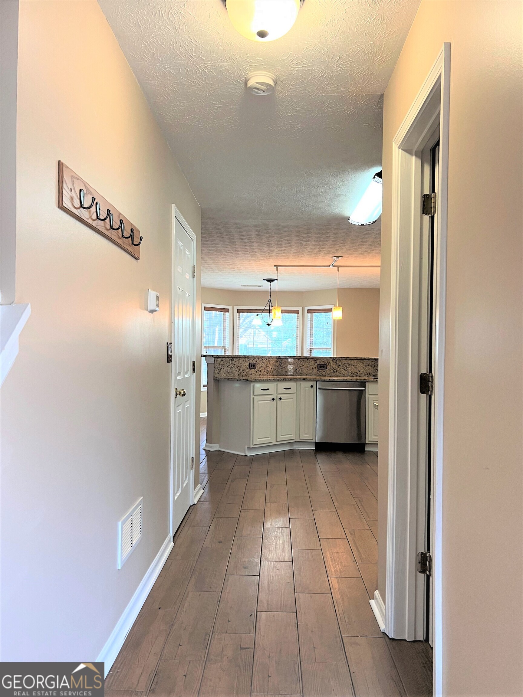 7235 Coral Lake DR