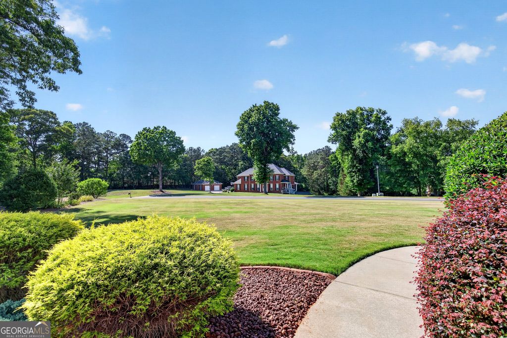 Photo of 105 Havenbrooke Court, Fayetteville, GA 30214 (MLS # 10768690)