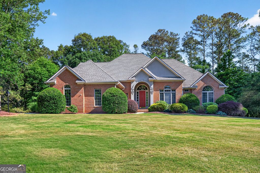 Photo of 105 Havenbrooke Court, Fayetteville, GA 30214 (MLS # 10768690)