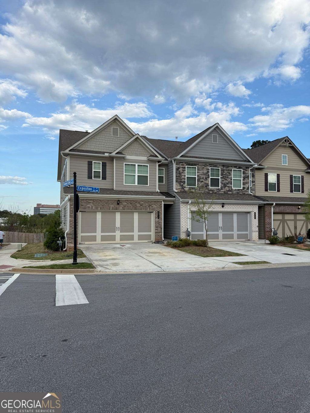 Photo of 800 Exposition Pte, Marietta, GA 30067 (MLS # 10729113)