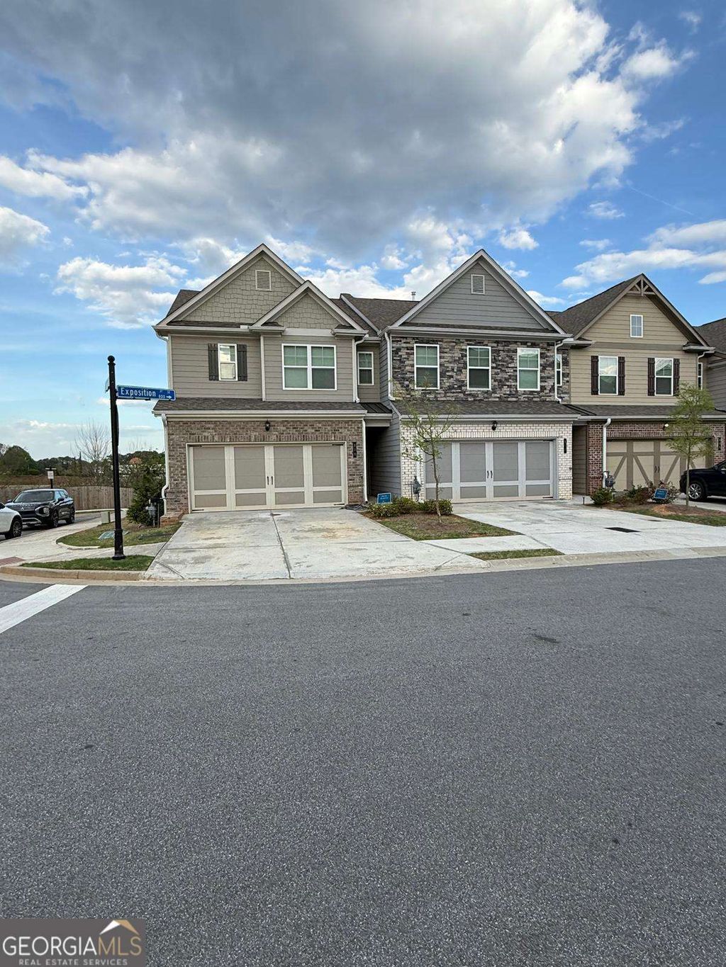 Photo of 800 Exposition Pte, Marietta, GA 30067 (MLS # 10729113)