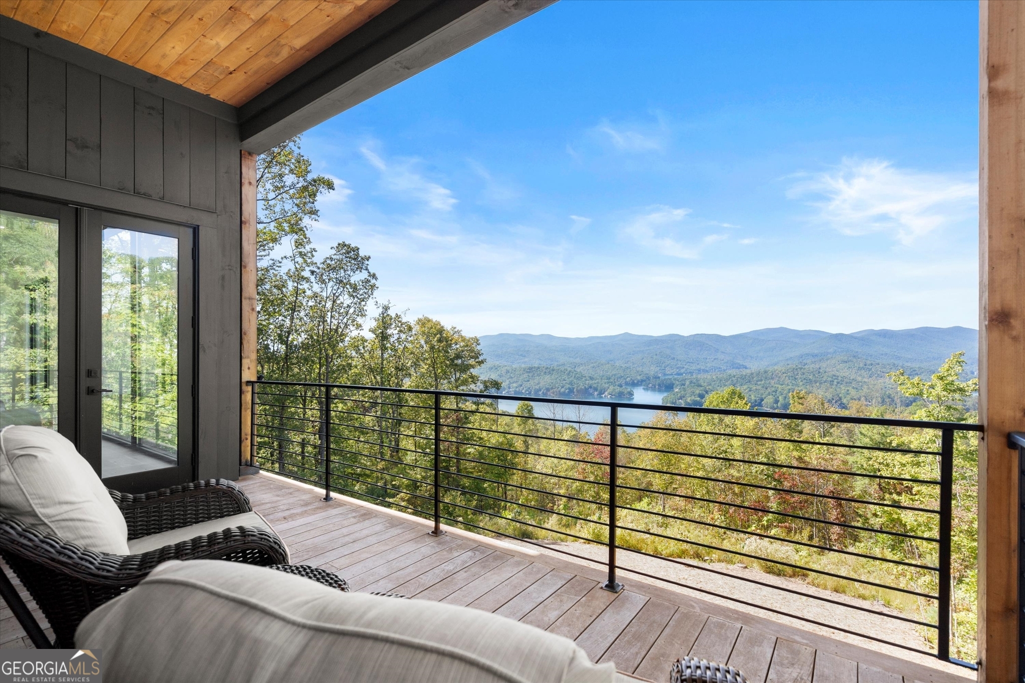 Tiger, Georgia 30576, United States, 5 Bedrooms Bedrooms, ,6 BathroomsBathrooms,Residential,Active,223158