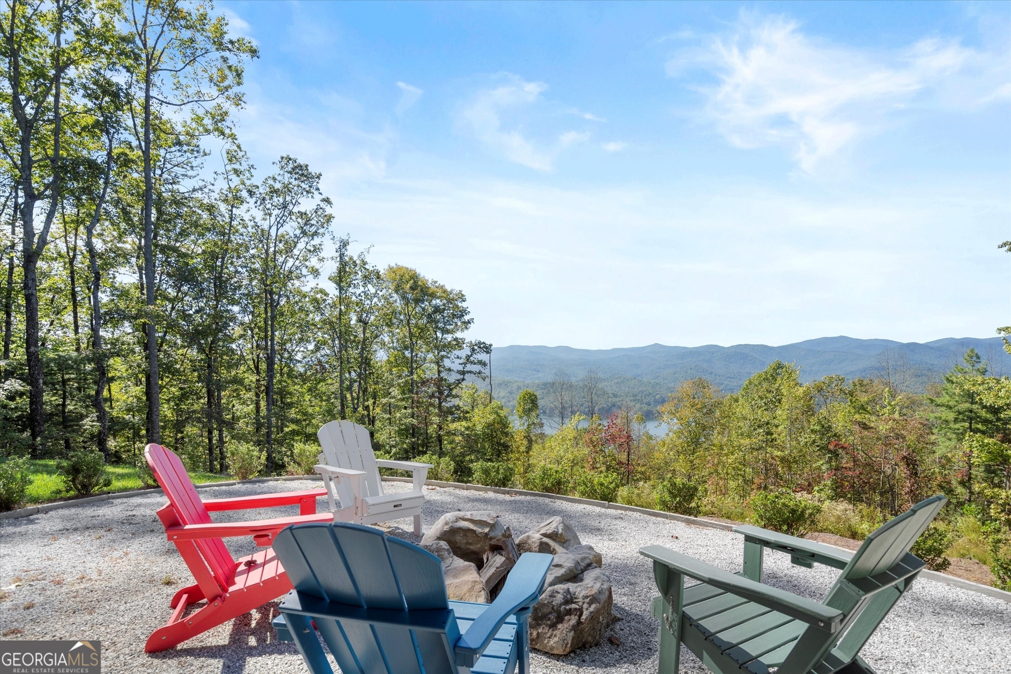 Tiger, Georgia 30576, United States, 5 Bedrooms Bedrooms, ,6 BathroomsBathrooms,Residential,Active,223158