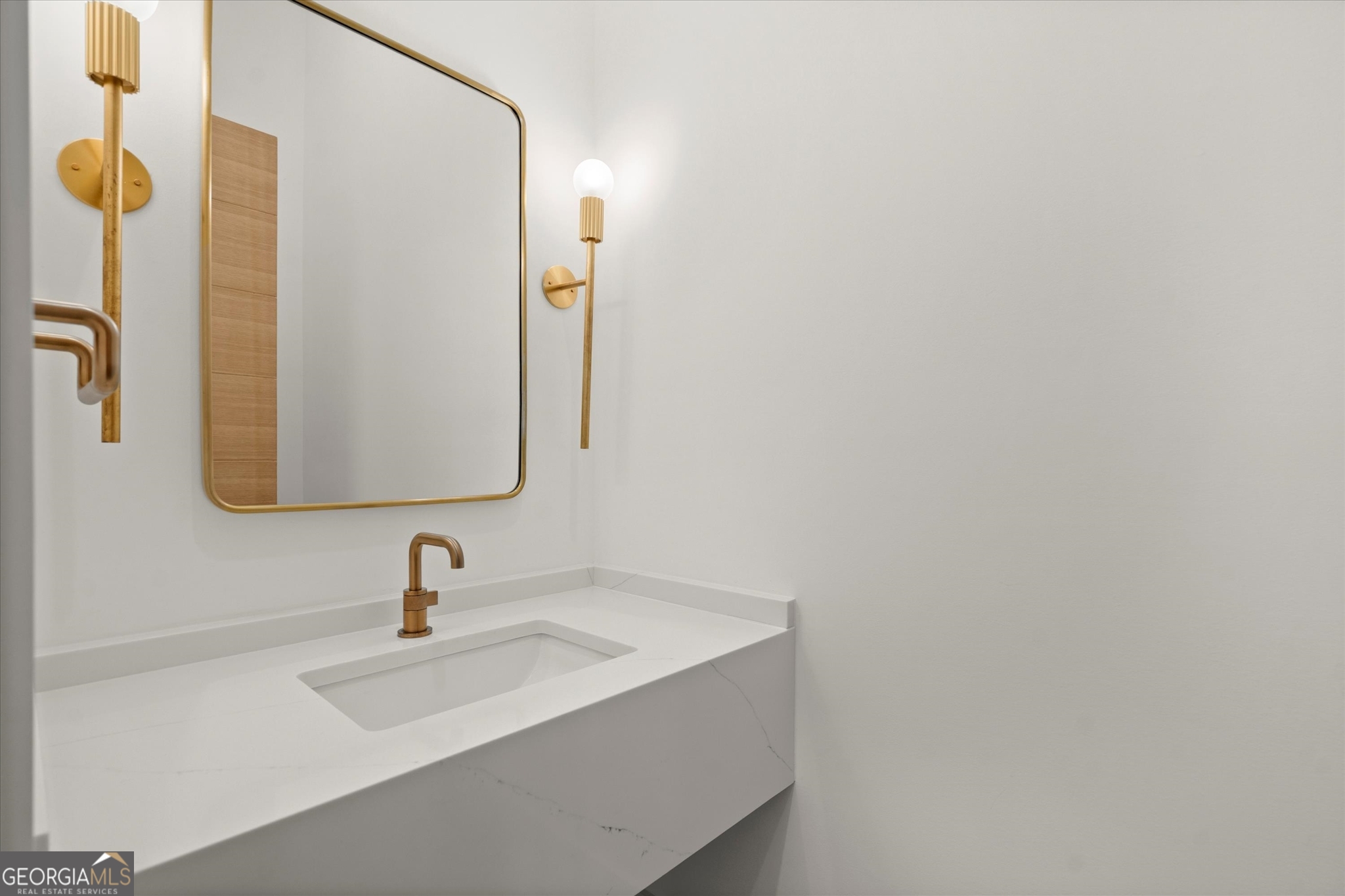 Tiger, Georgia 30576, United States, 5 Bedrooms Bedrooms, ,6 BathroomsBathrooms,Residential,Active,223158