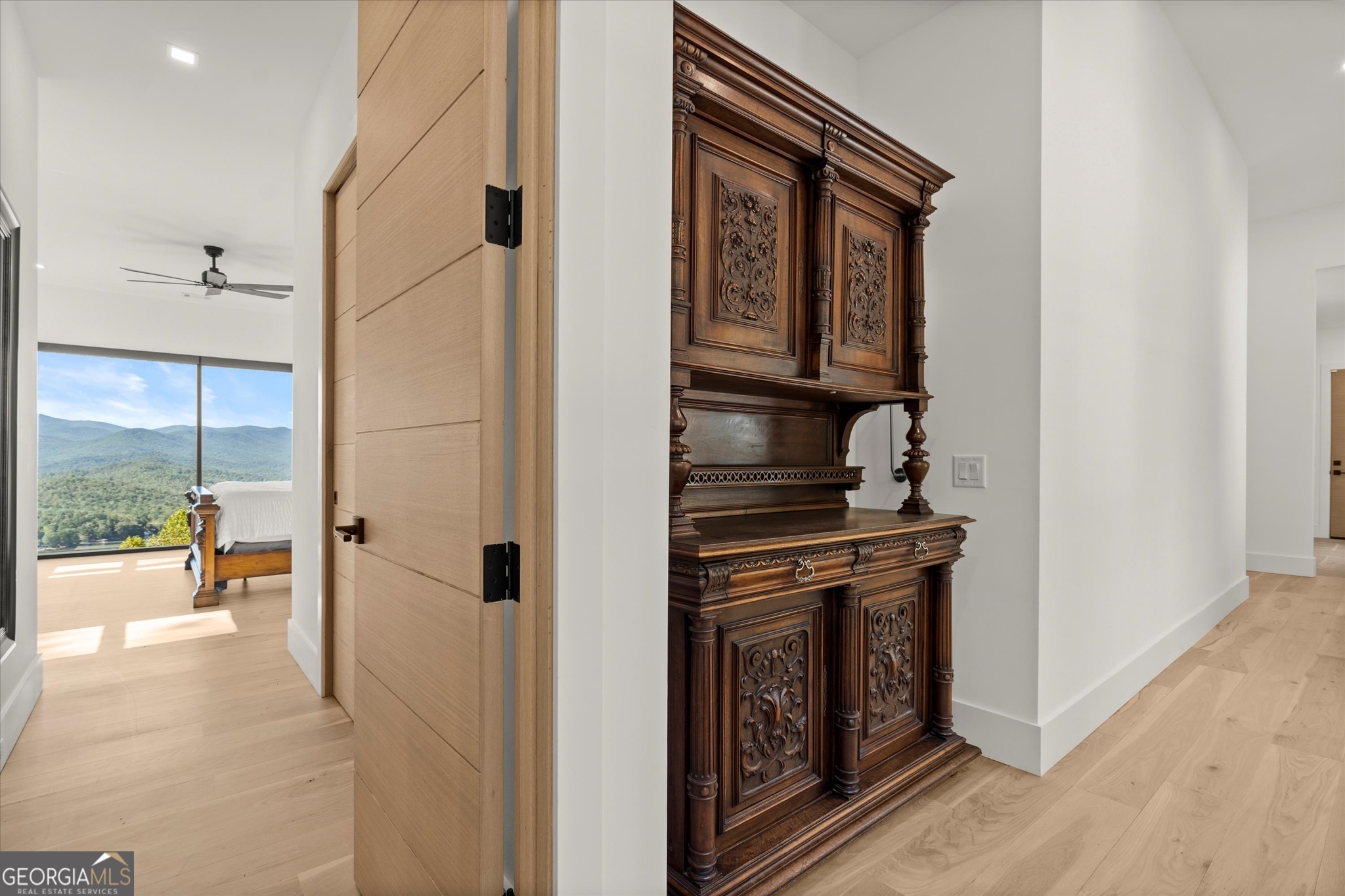 Tiger, Georgia 30576, United States, 5 Bedrooms Bedrooms, ,6 BathroomsBathrooms,Residential,Active,223158