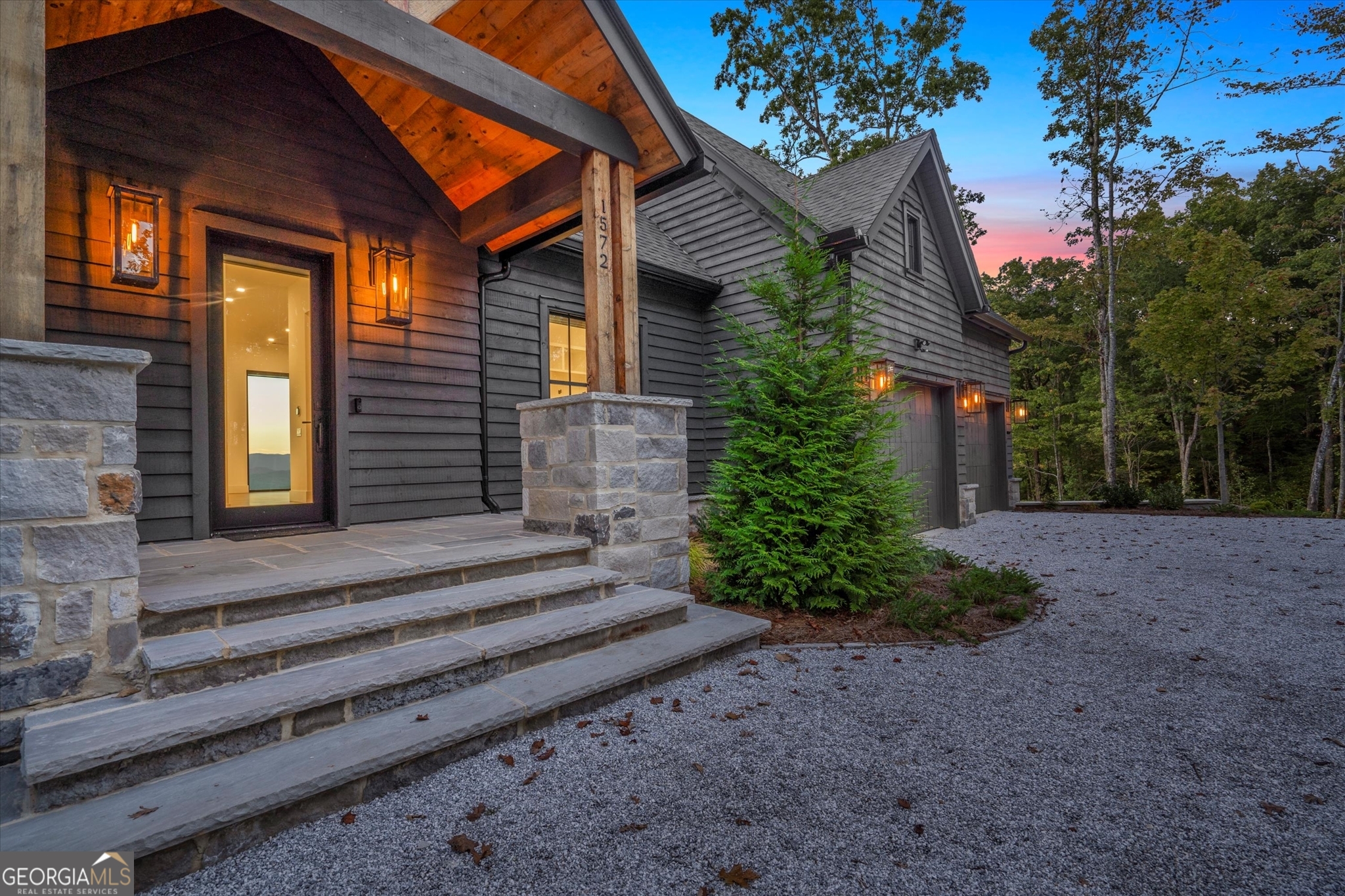 Tiger, Georgia 30576, United States, 5 Bedrooms Bedrooms, ,6 BathroomsBathrooms,Residential,Active,223158