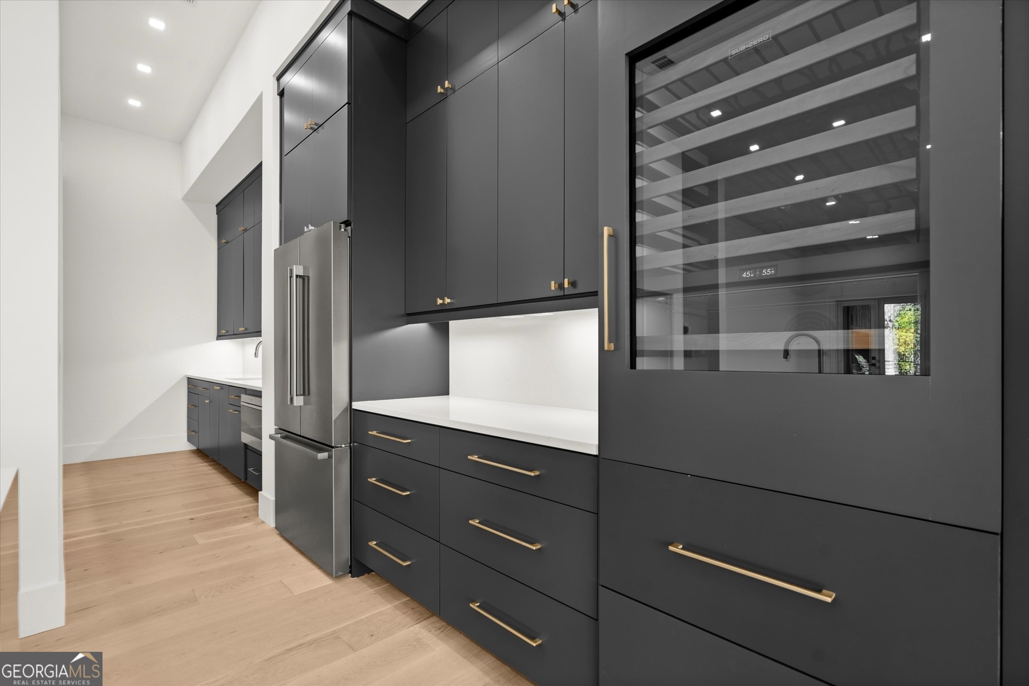 Tiger, Georgia 30576, United States, 5 Bedrooms Bedrooms, ,6 BathroomsBathrooms,Residential,Active,223158