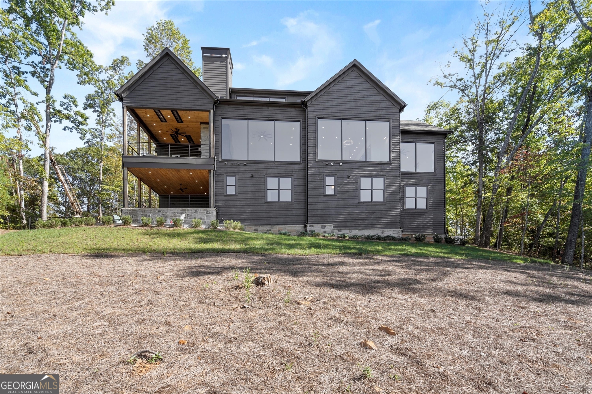 Tiger, Georgia 30576, United States, 5 Bedrooms Bedrooms, ,6 BathroomsBathrooms,Residential,Active,223158