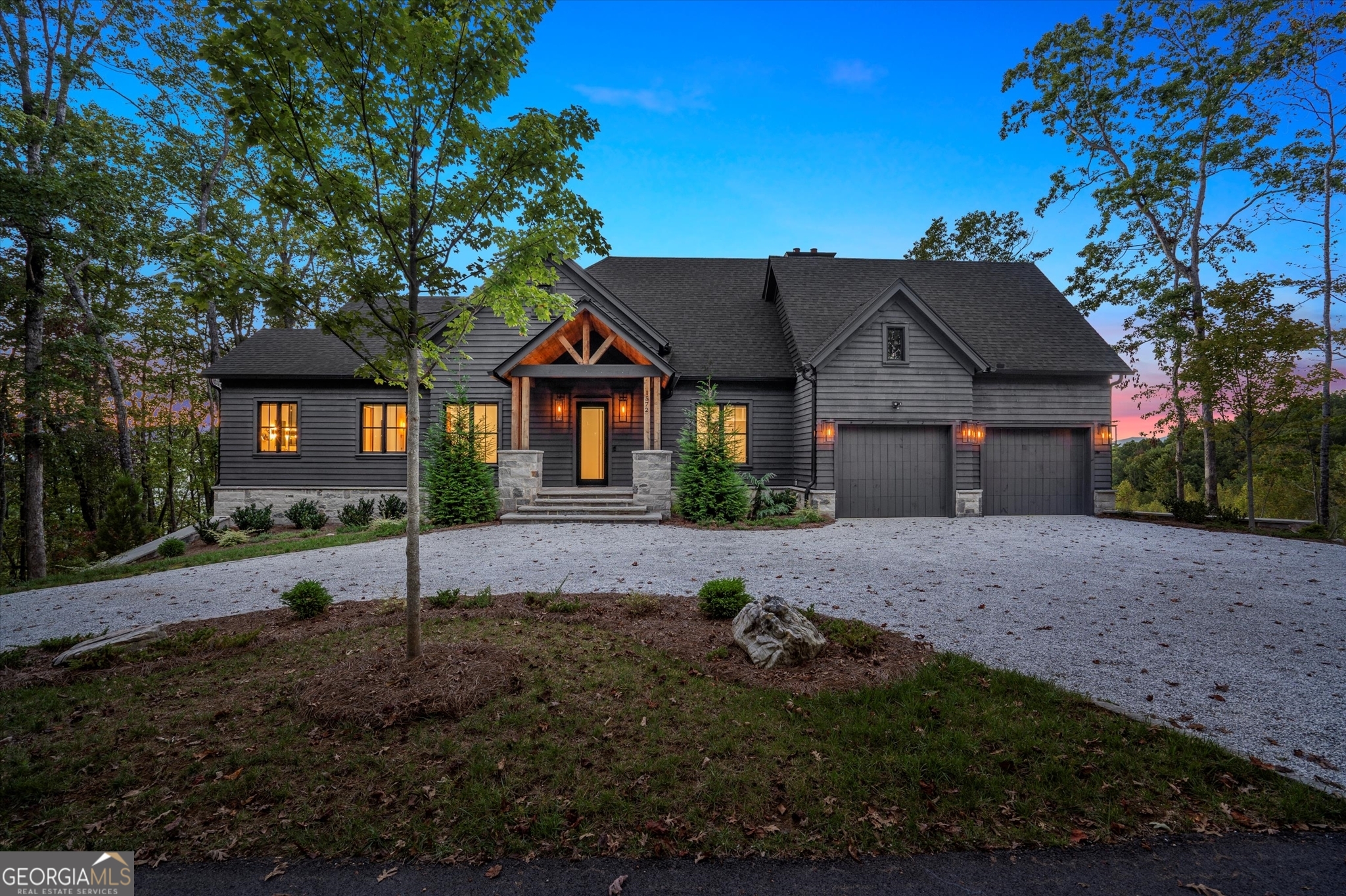 Tiger, Georgia 30576, United States, 5 Bedrooms Bedrooms, ,6 BathroomsBathrooms,Residential,Active,223158