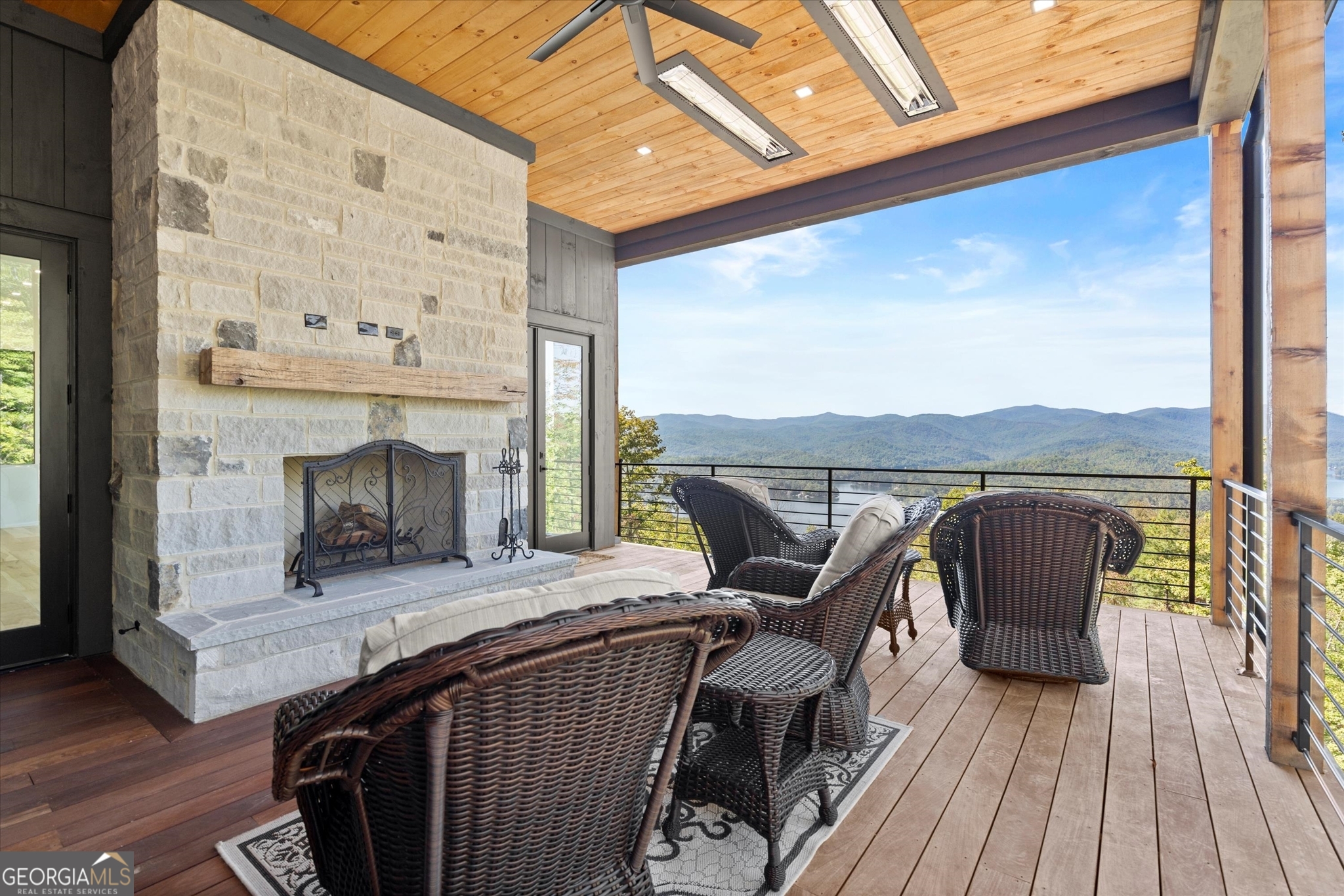 Tiger, Georgia 30576, United States, 5 Bedrooms Bedrooms, ,6 BathroomsBathrooms,Residential,Active,223158