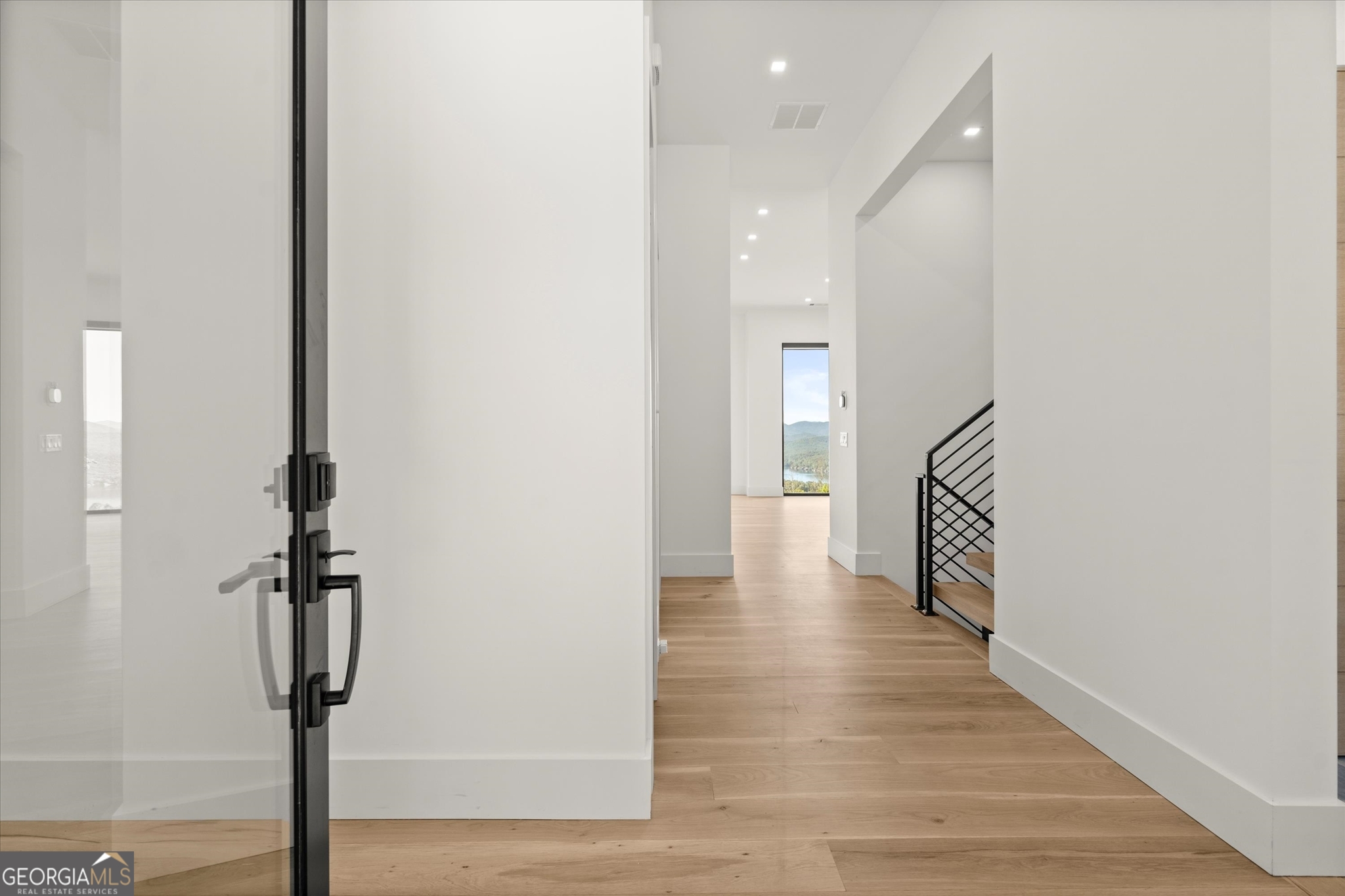 Tiger, Georgia 30576, United States, 5 Bedrooms Bedrooms, ,6 BathroomsBathrooms,Residential,Active,223158