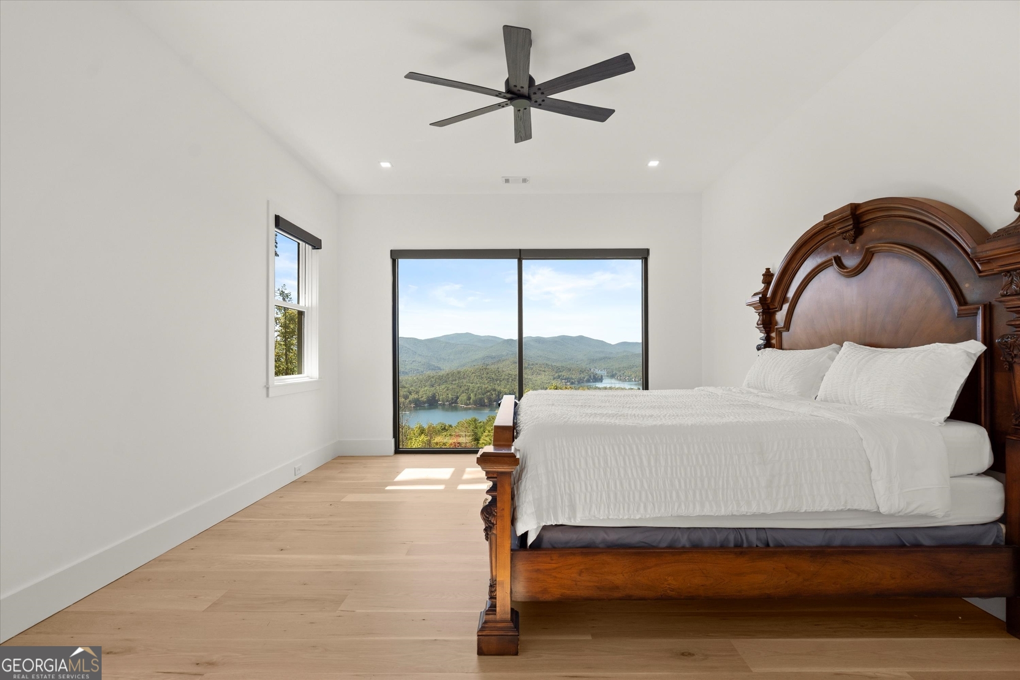 Tiger, Georgia 30576, United States, 5 Bedrooms Bedrooms, ,6 BathroomsBathrooms,Residential,Active,223158