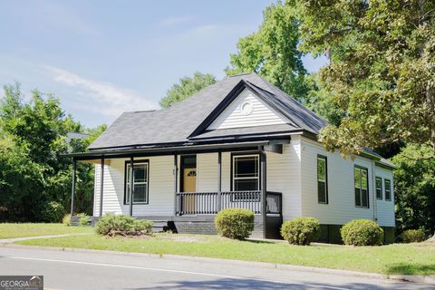 124 W Campbellton ST Fairburn GA 30213