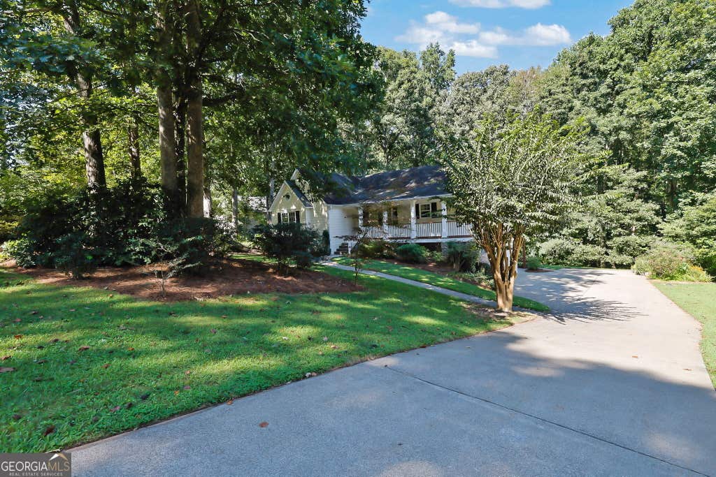 Photo of 211 Westwind Drive, Ball Ground, GA 30107 (MLS # 10828493)