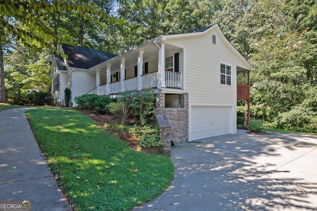 Photo of 211 Westwind Drive, Ball Ground, GA 30107 (MLS # 10828493)