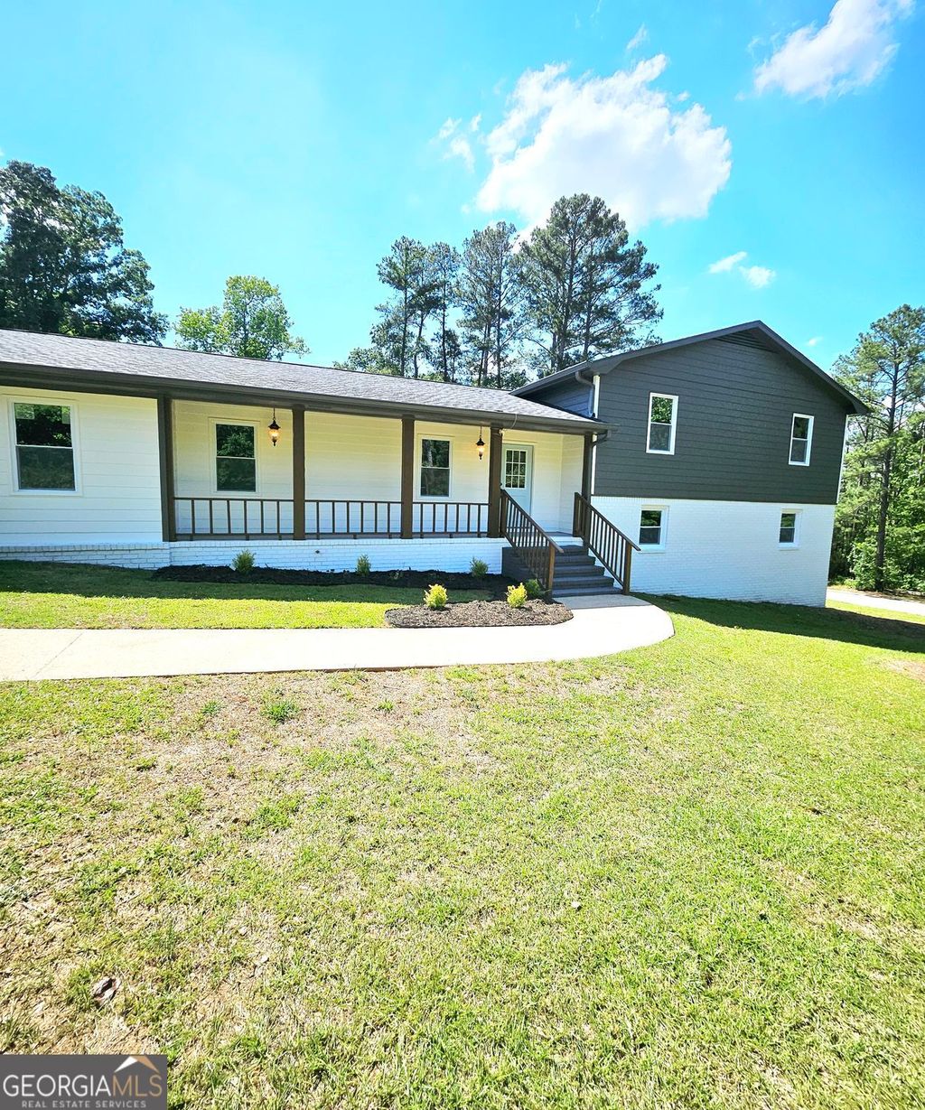 Photo of 125 Heritage Circle, McDonough, GA 30253 (MLS # 10771034)