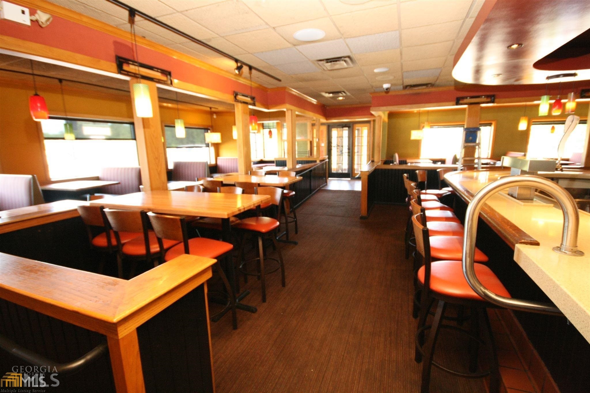 Applebees(Dark) - Commercial Sale