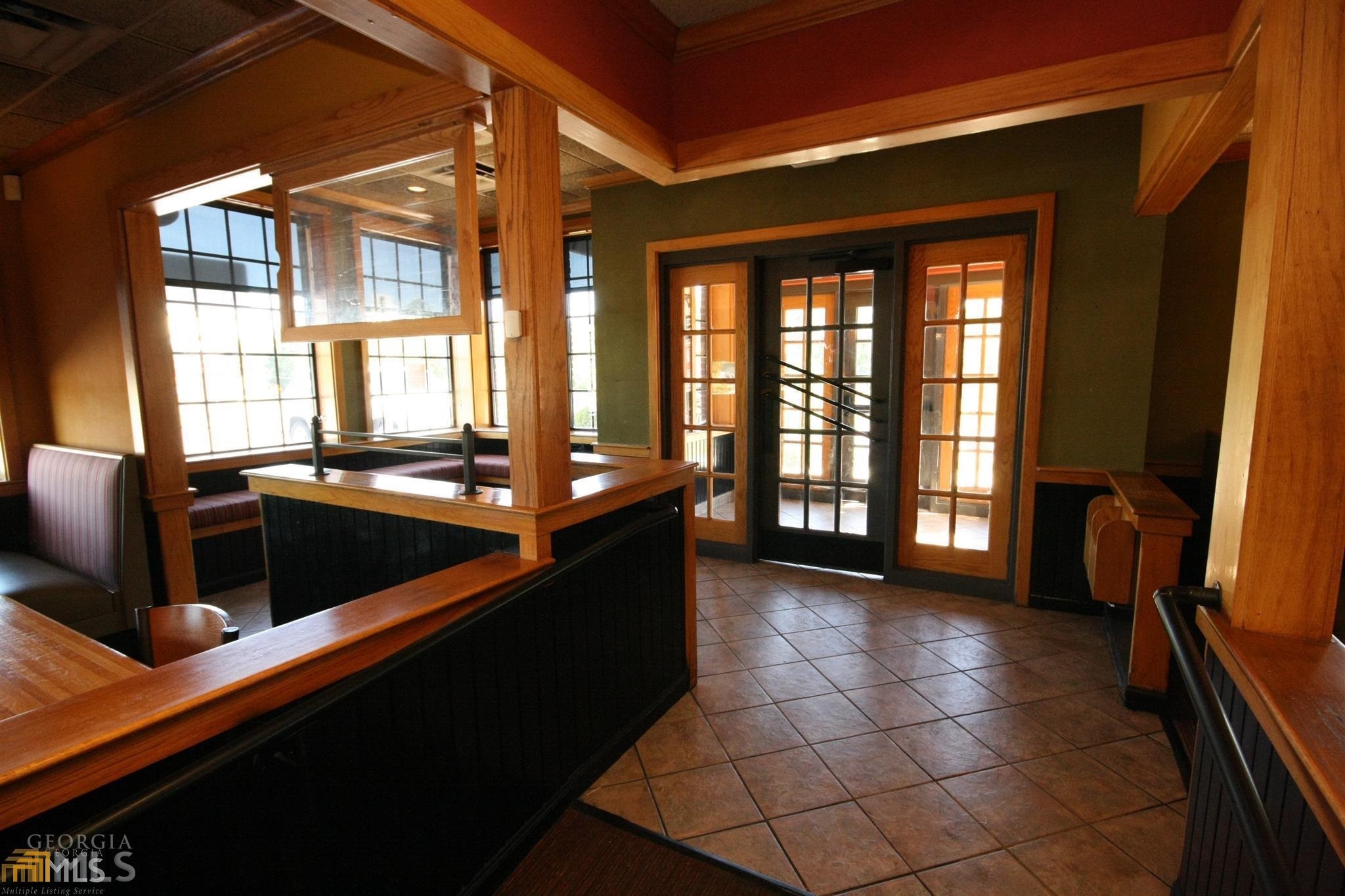 Applebees(Dark) - Commercial Sale