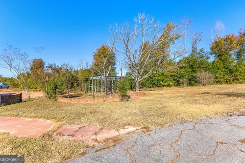 A home in Newnan