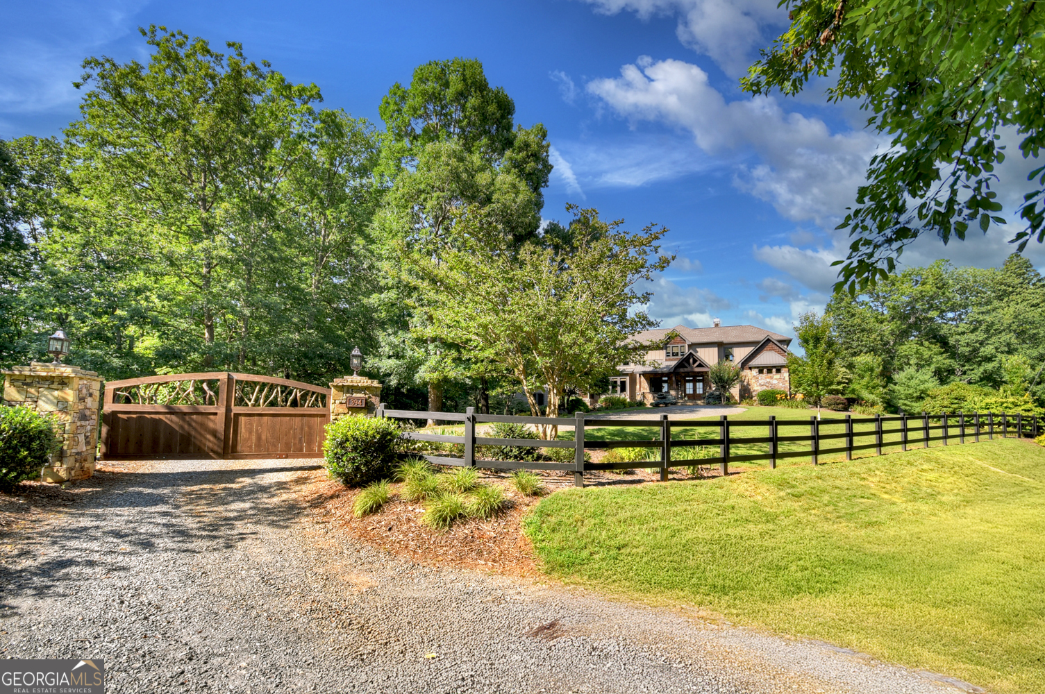 394 Snake Mountain RD