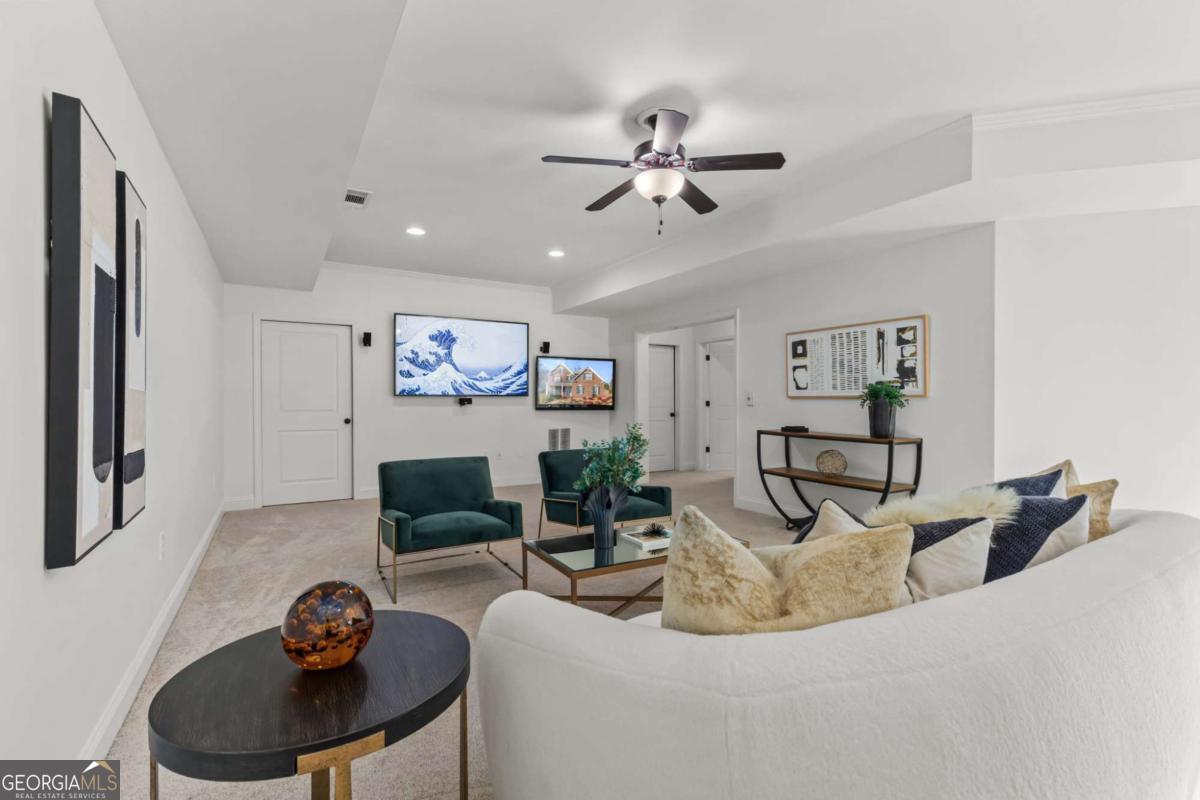 The Summit at Piedmont - Residential
