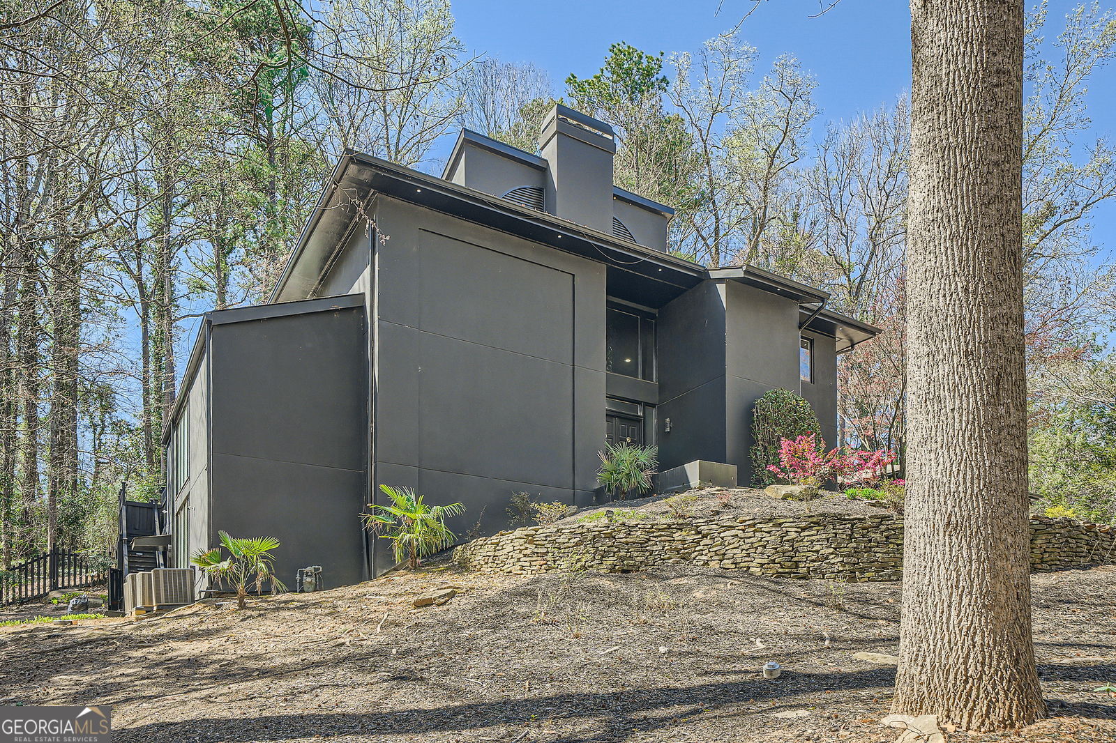 3011 Cravey TRL NE