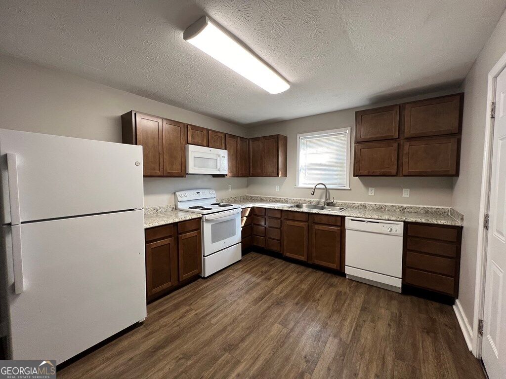 Photo of 720 Cardinal Circle, Dublin, GA 31021 (MLS # 10842704)
