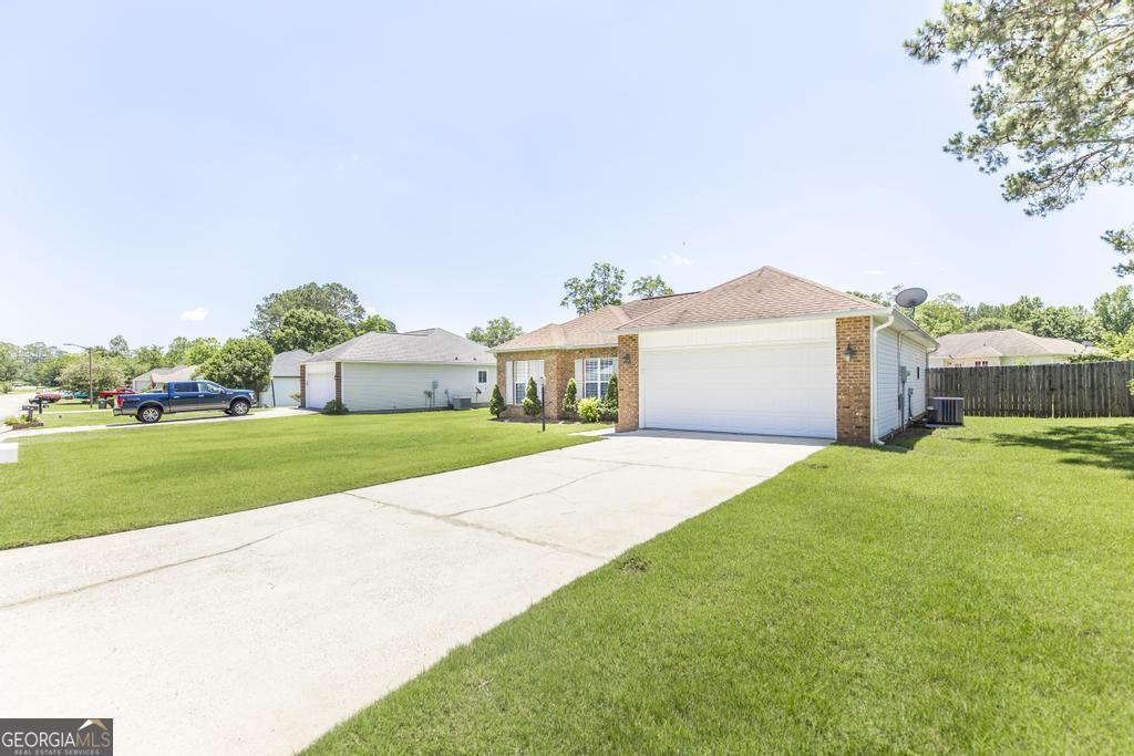113 Castle Pines DR