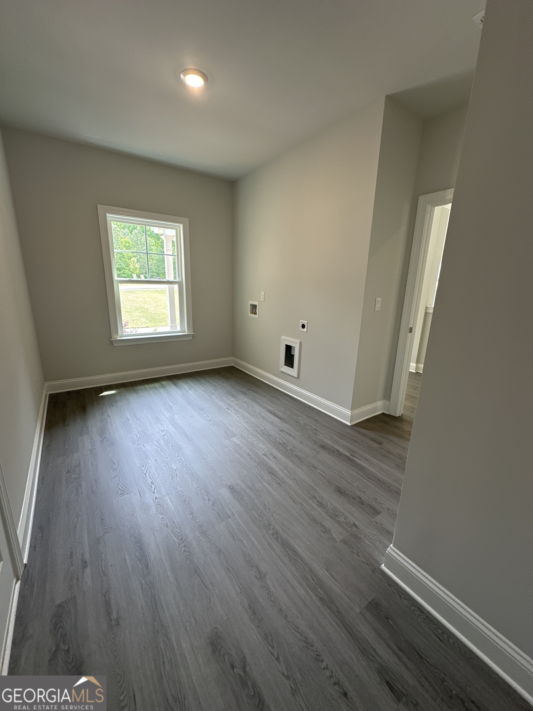 5000 Fairview CIR