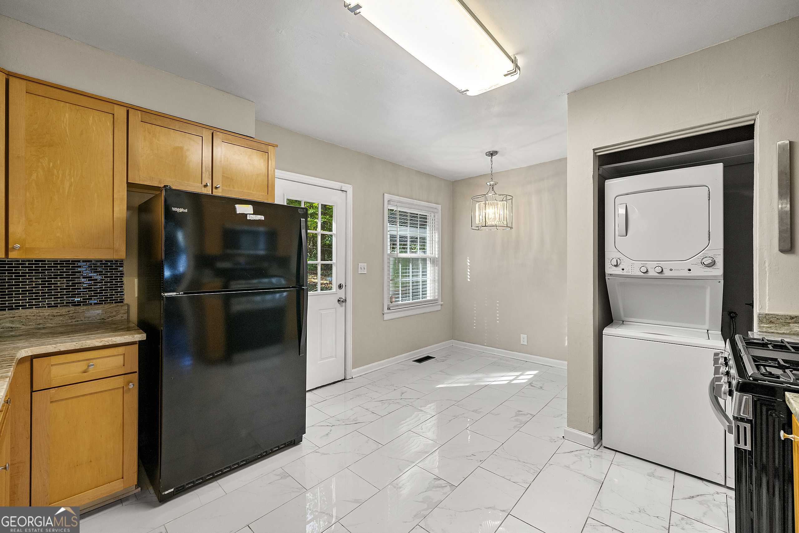 East Point, Georgia 30344, United States, 3 Bedrooms Bedrooms, ,1 BathroomBathrooms,Residential,Active,31714