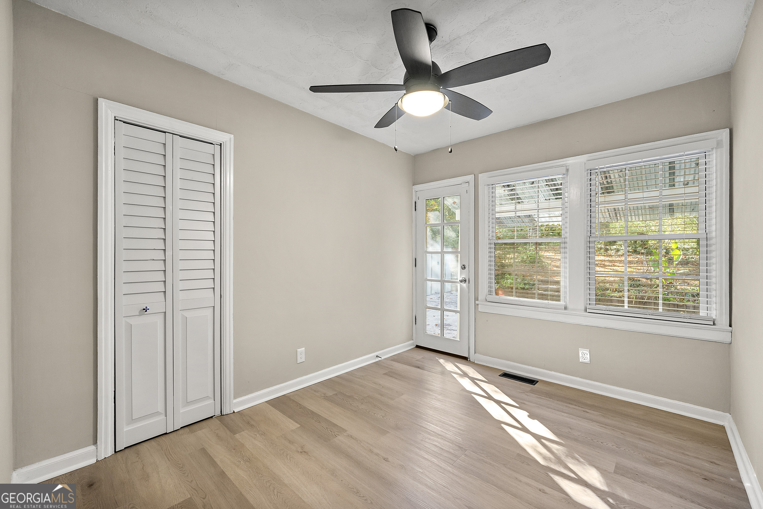 East Point, Georgia 30344, United States, 3 Bedrooms Bedrooms, ,1 BathroomBathrooms,Residential,Active,31714