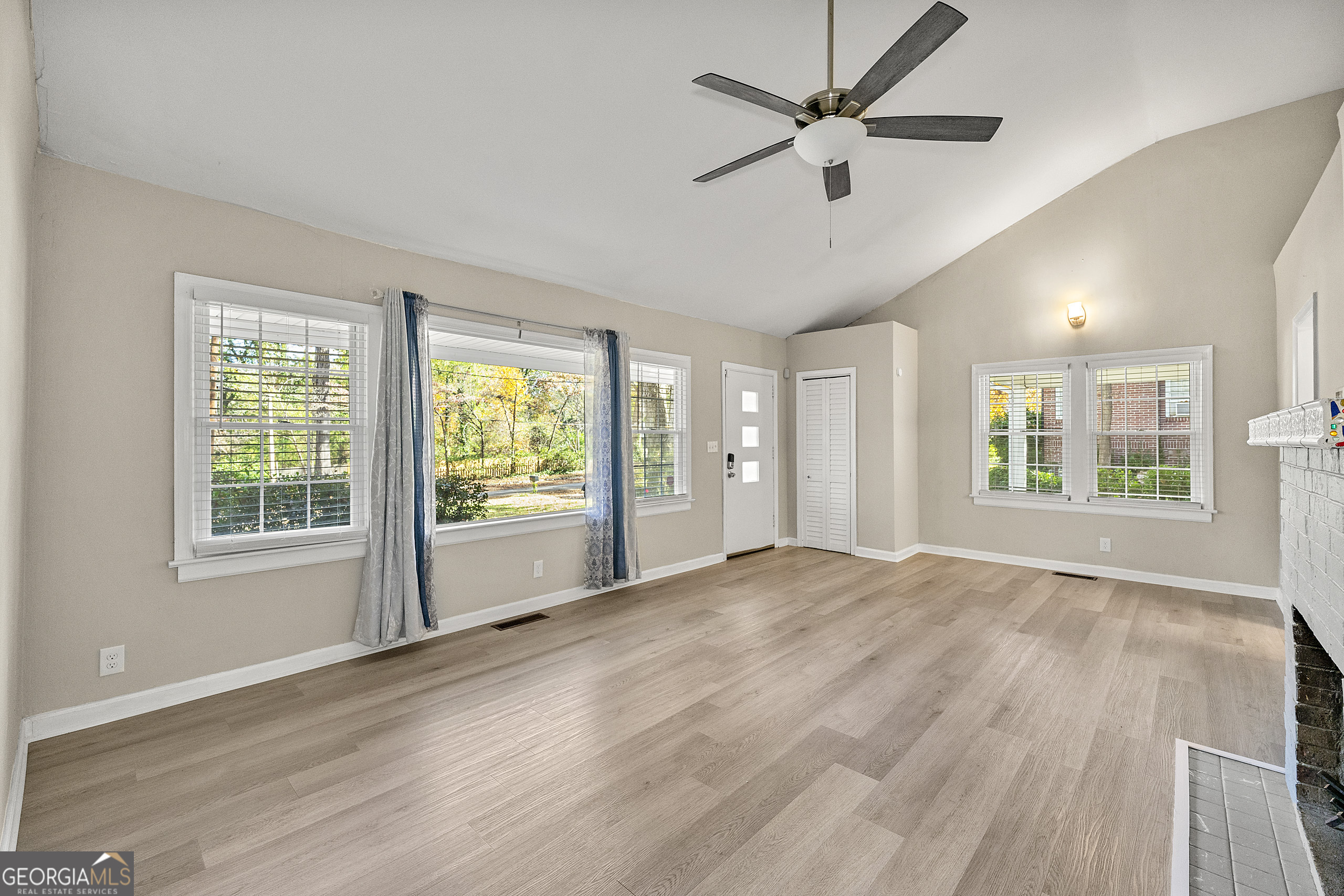 East Point, Georgia 30344, United States, 3 Bedrooms Bedrooms, ,1 BathroomBathrooms,Residential,Active,31714