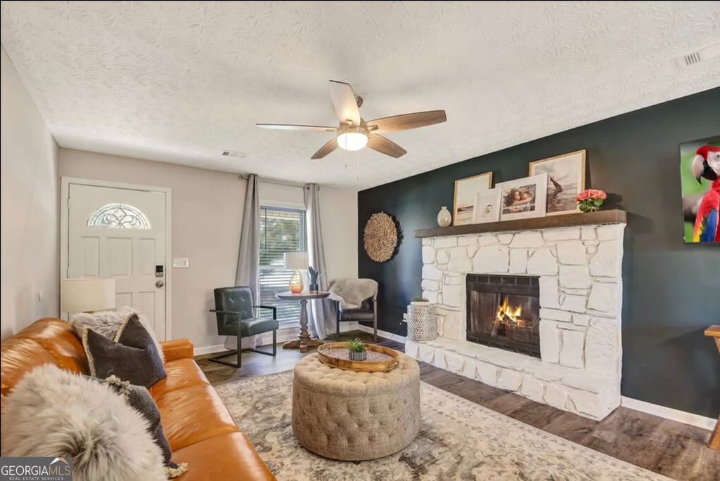 Photo of 160 Booth Road SW #APT A, Marietta, GA 30008 (MLS # 10819165)