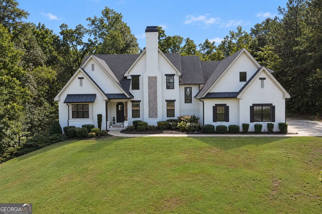 Photo of 105 Heights Avenue, Forsyth, GA 31029 (MLS # 10851254)